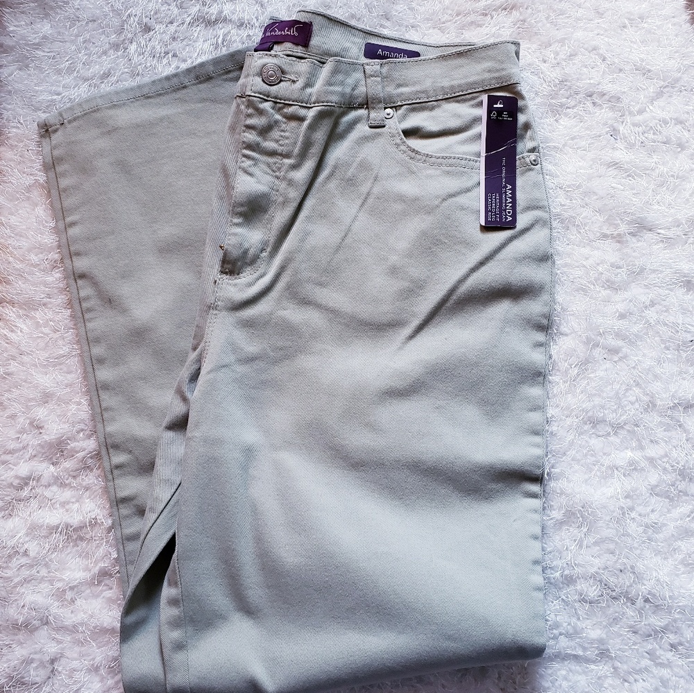 Gloria Vanderbilt Slimming Jeans